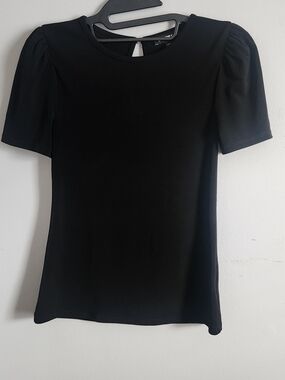 Express Black Short-Sleeve Puff Shoulder Top